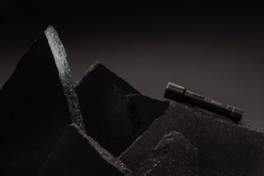 Logotrade werbemittel das Foto: Große Gear X Taschenlampe aus RCS recycelt. Alu mit USB-Akku