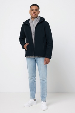 Logotrade werbemittel das Foto: Iqoniq Makalu Herren Softshelljacke aus recyceltem Polyester