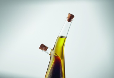 Logotrade werbemittel das Foto: Öl- und Essigflasche