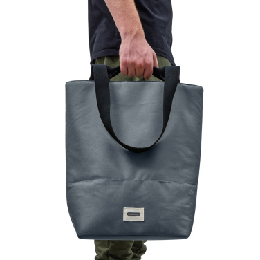 Logotrade Logogeschenke das Foto: Black+Blum isolierte 16L Trage- & Kühltasche