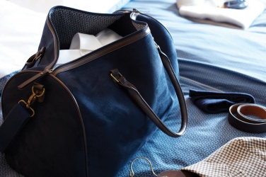 Logotrade promotional giveaways photo of: VINGA Hunton Weekend Bag