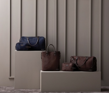 Logotrade promotional giveaway image of: VINGA Hunton Weekend Bag