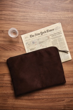 Logotrade promotional merchandise photo of: VINGA Hunton laptop case
