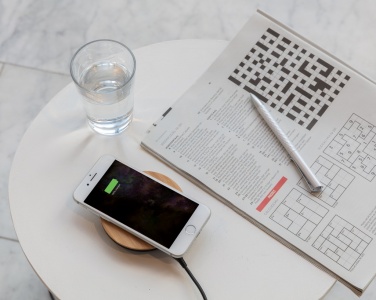 Logo trade business gifts image of: Bamboo X 5W wireless charger
