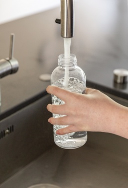 Logo trade advertising products image of: Leakproof water bottle with metallic lid