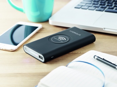 Logo trade promotional merchandise picture of: Wireless power bank Type C