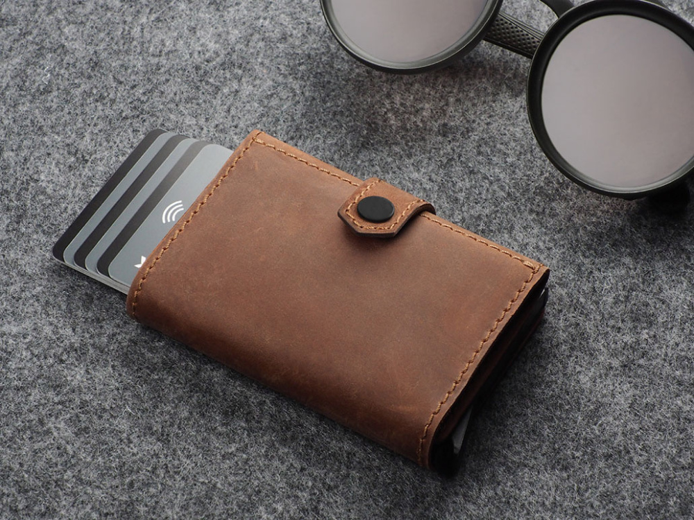 Logotrade promotional item image of: RFID wallet - Hunter Leather 2109284