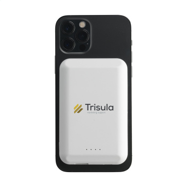 Logo trade promotional items image of: Force Magnetic RCS Recycled Wireless Powerbank 5000