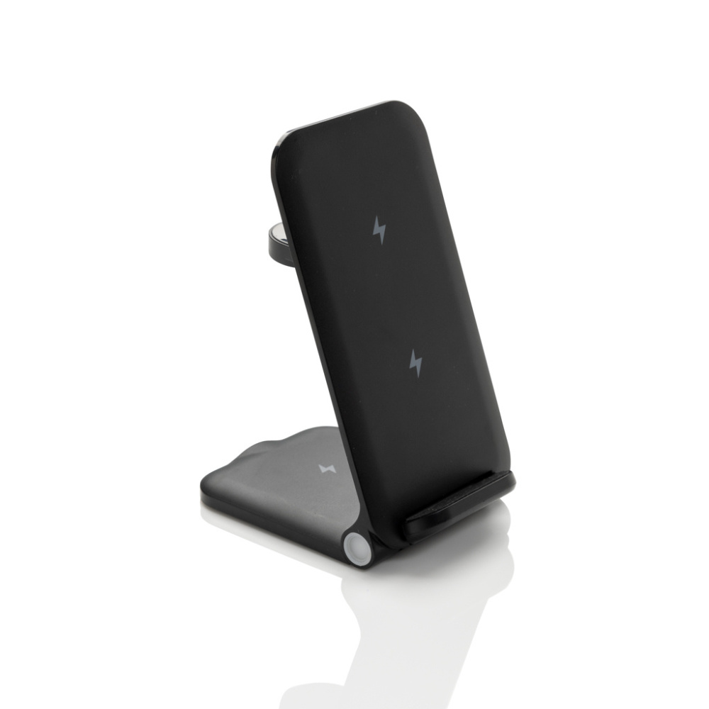 Logo trade promotional merchandise photo of: Powerpal 3 in 1 RCS recycled plastic 15W charger
