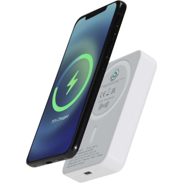 Logotrade advertising product picture of: Acrab 10.000 mAh 15W magnetic wireless power bank with 20W PD - made from recycled plastic
