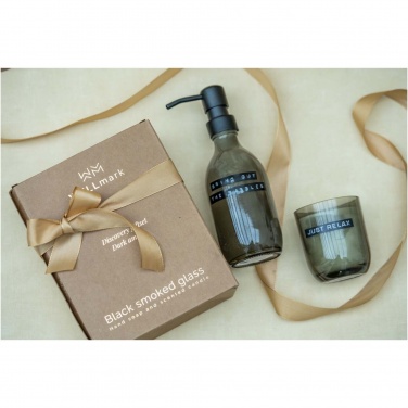 Logotrade meene foto: Wellmark Discovery 200 ml käteseebi dosaator ja 150 g lõhnaküünla komplekt - tume merevaigu lõhn