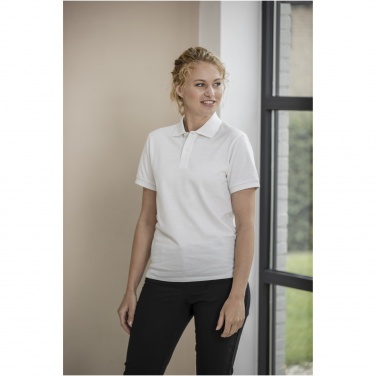 Logo trade ärikingid foto: Emerald lühikeste varrukatega unisex Aware™ taaskasutatud polo