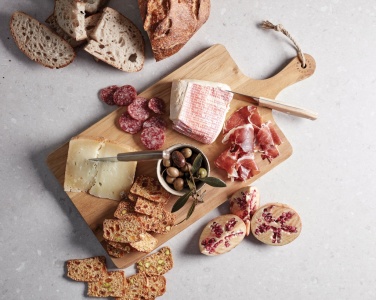 Logo trade firmakingituse pilt: VINGA Buscot ristkülikukujuline serveerimislaud