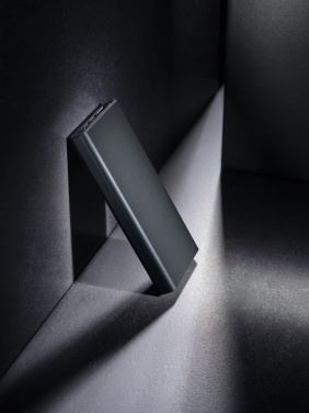 Logotrade reklaamkingituse foto: Terra RCS taaskasutatud 18 W alumiiniumist akupank 10 000 mAh