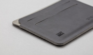 Logo trade reklaamkingituse pilt: Quebeci RFID-kaardi omanik