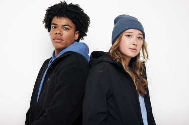 Logotrade firmakingituse foto: Iqoniq Diran taaskasutatud polüestrist fliisjope