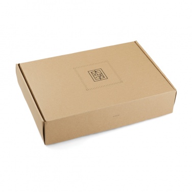 Logotrade ärikingituse foto: Vinga Saletto villasegu tekk