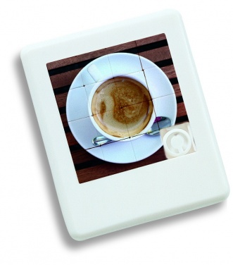 Logotrade meened pilt: Plastikust liugmäng