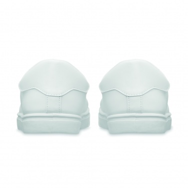 Logotrade ärikingi foto: PU suuruses 47 tossud