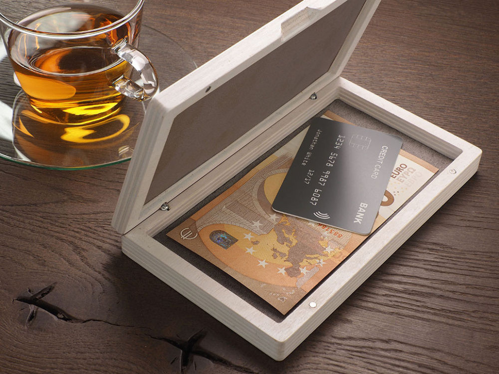 Logotrade meene foto: Puidust arvelduskarp 1816121