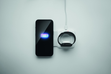 Logotrade reklaamkingi foto: FLIP 2-ühes kokkupandav laadija 15W