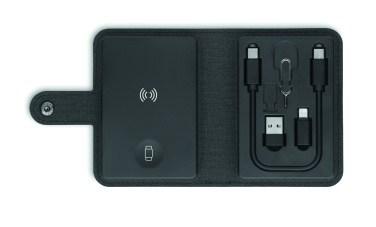 Logotrade reklaamkingituse foto: CAWATT 4 in 1 kaabli pistikute komplekt 15W