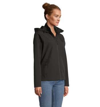 Logo trade reklaamtoote pilt: RACE naiste kapuutsiga softshell