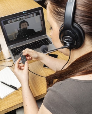 Logotrade mainoslahjat ja liikelahjat tuotekuva: Työheadset johdolla