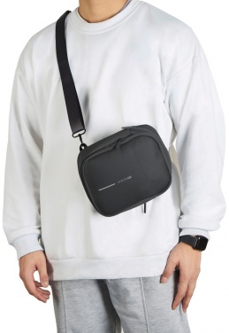 Logotrade liikelahjat kuva: Boxy Sling crossbody-laukku