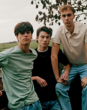 Logo trade mainoslahjat ja liikelahjat kuva: Iqoniq Zion collegepaita kierrätetystä puuvillasta