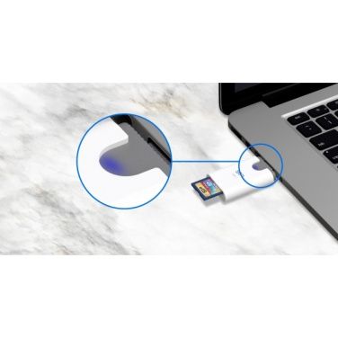 Logo trade mainoslahja ja liikelahja tuotekuva: MicroSD ja SD-kortinlukija Silicon Power Combo 3.1