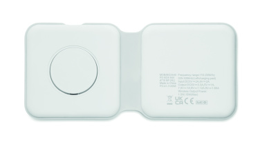 Logotrade mainoslahja tuotekuva: 2 in 1 taitettava laturi 15W