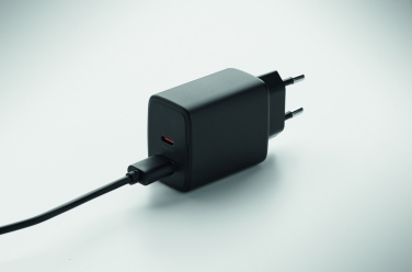 Logotrade mainoslahja ja liikelahja kuva: EU:n 2-napainen adapter/laturi