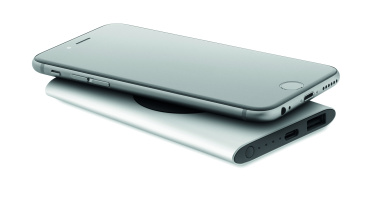Logotrade firminės dovanos nuotrauka: Maitinimo blokas 5000mAh 15W