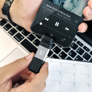 Logotrade Ideja dāvanas foto: Pendrive Silicon Power Mobile — C51 3.2, 64GB