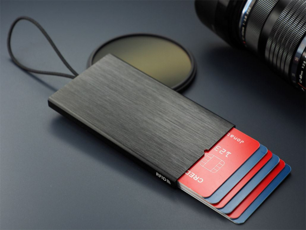 Лого трейд бизнес-подарки фото: Держатель кредитной и визитной карт RFID 126615500