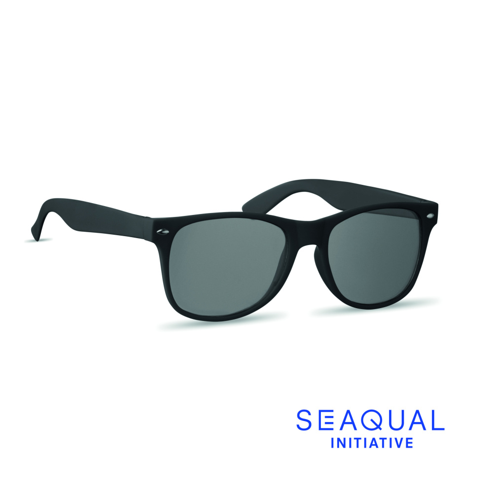 Логотрейд pекламные подарки картинка: SEAQUAL® sunglasses