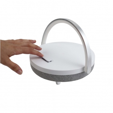Logotrade kampanjprodukter bild: Prixton 4-i-1 Bluetooth®-högtalare på 10 W med LED-lampa och trådlös laddningsbas