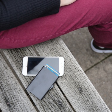 Logotrade profilreklam bild: C-secure RFID korthållare i aluminium