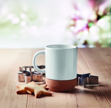 Logotrade profilprodukter bild: Mugg med kork för sublimering