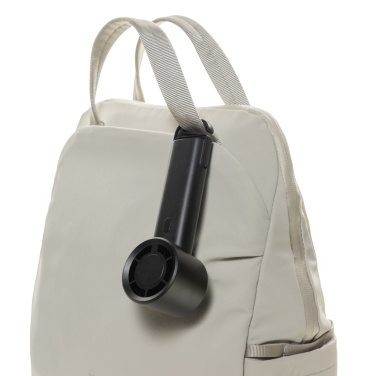 Logotrade reklamprodukter bild: Twist uppladdningsbar bärbar fläkt i återvunnen plast